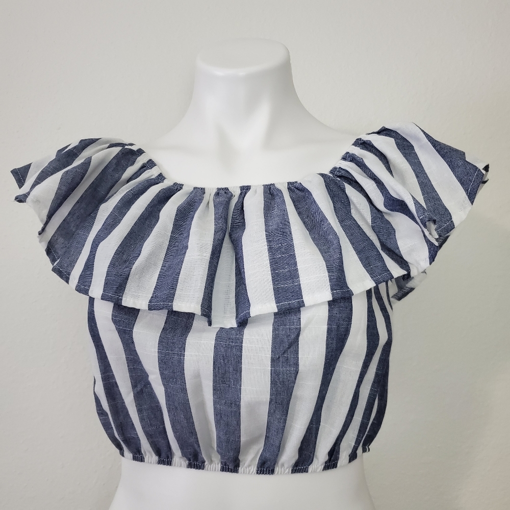 Zaful off the shoulder flounce striped crop top - Picture 3 of 4
